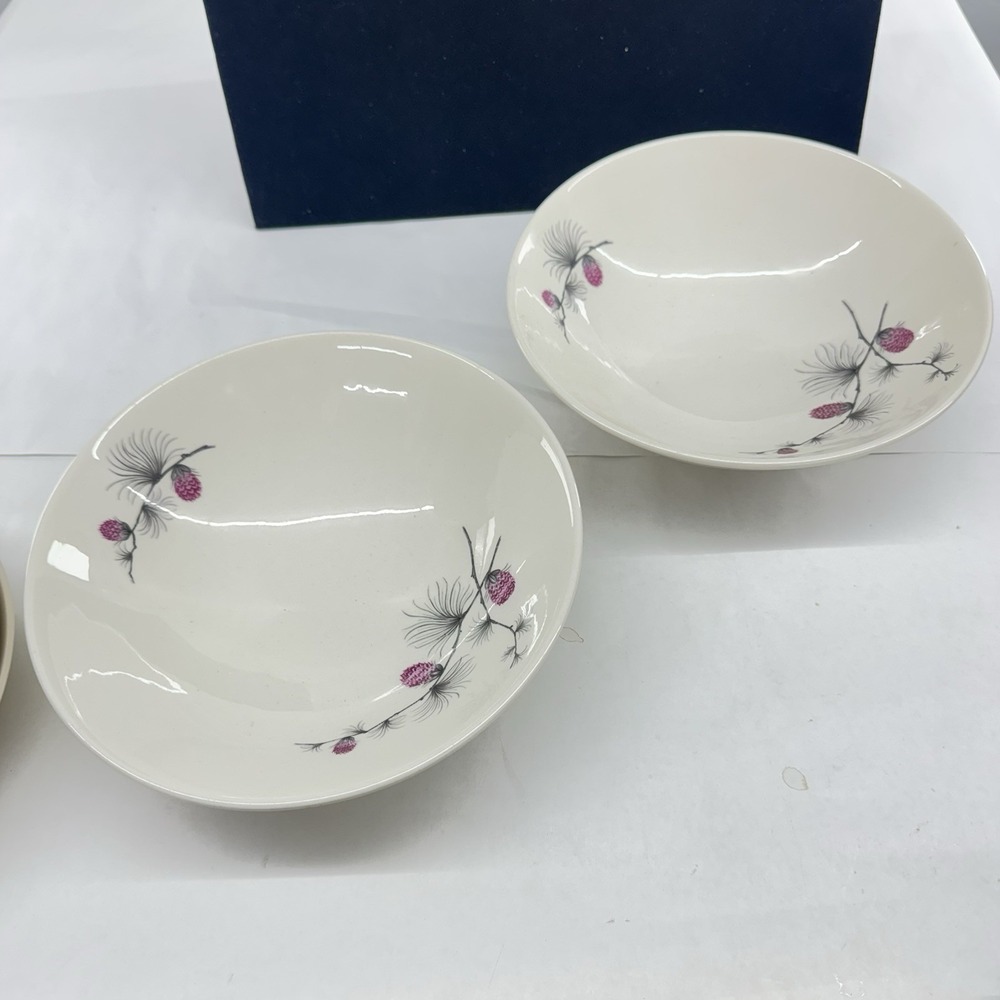 Vintage Canonsburg Wild Clover  2 Serving Bowls. 9" Vintage Farmhouse Grandma